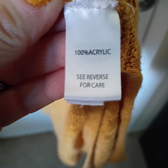 Moral Fiber Golden Open-Knit Cardigan - Picture 4 of 5